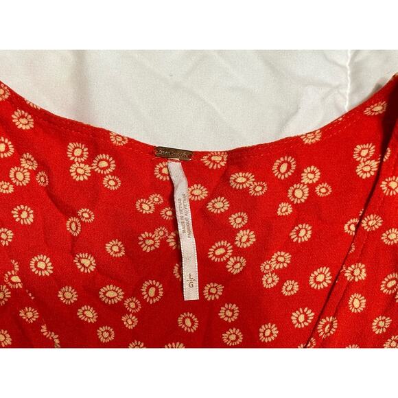 Free People Lady Bohemian Cropped Floral Top - Picture 5 of 6